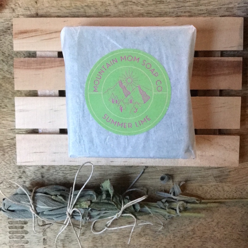 SUMMER LIME Glycerin Bar Soap (4.5 oz) / Mountain Mom Soap Co - Picture 7 of 8